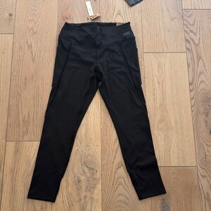 Pink Sleek Black Athletic Leggings size 7/8 New With Tags